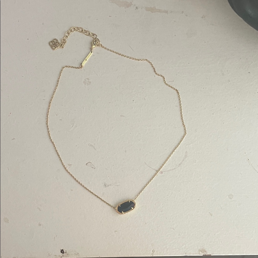 Black and Gold Kendra Scott necklace